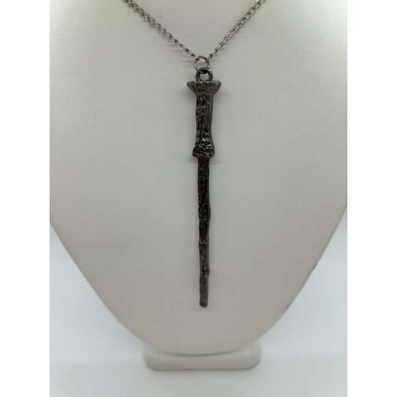 Magic Wand Necklace Fantasy Wizard Witch Warlock Magician Silvertone Chain - Picture 3 of 12